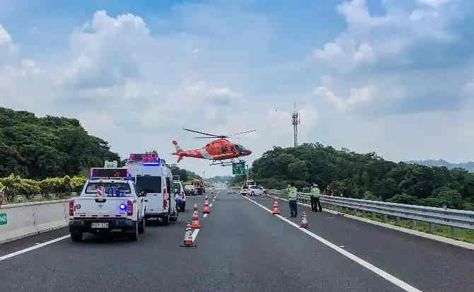 崆峒区高速公路汽车救援案例