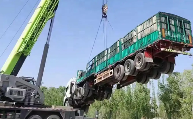 崆峒区道路脱困救援案例
